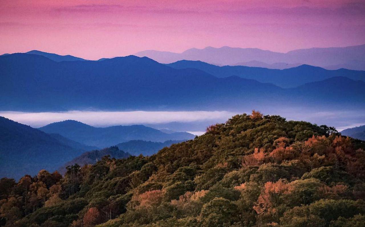 Smoky Mountains Studio With Balcony Gatlinburg Bagian luar foto