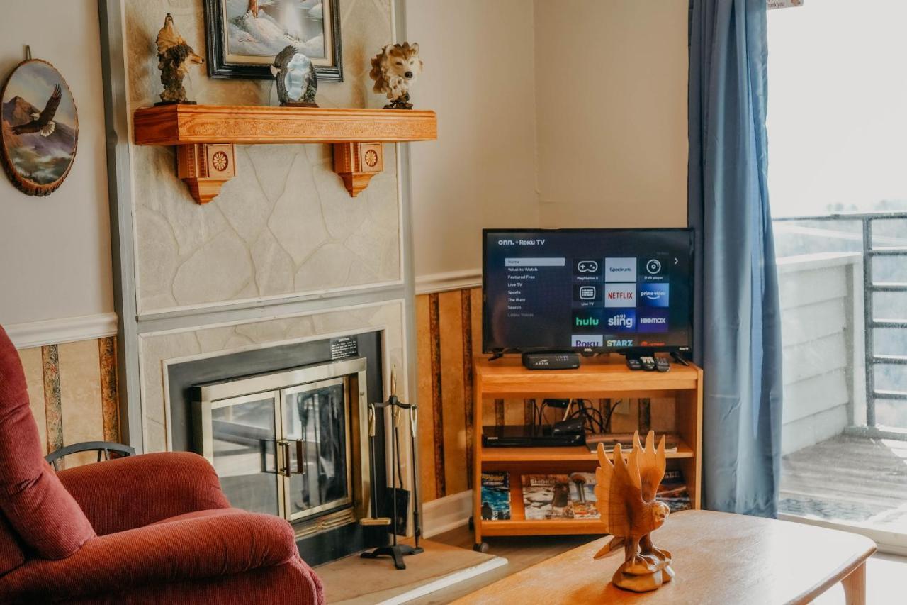 Smoky Mountains Studio With Balcony Gatlinburg Bagian luar foto
